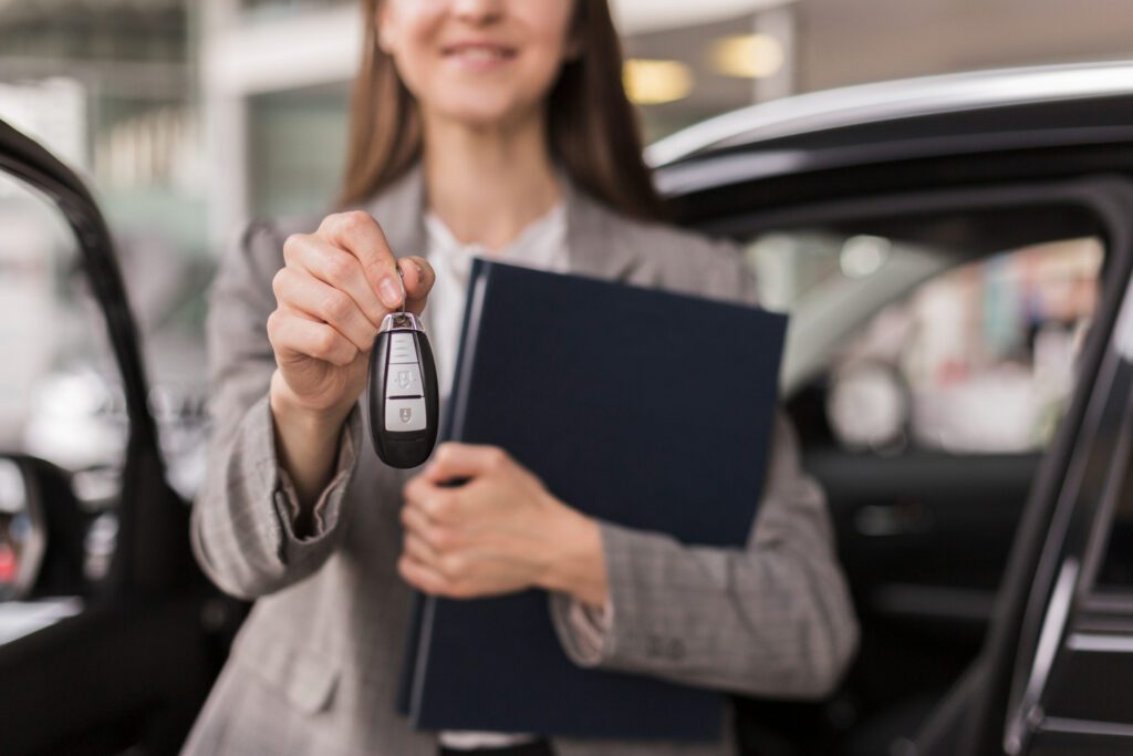 ¿Cuál es la documentación necesaria para vender un coche?